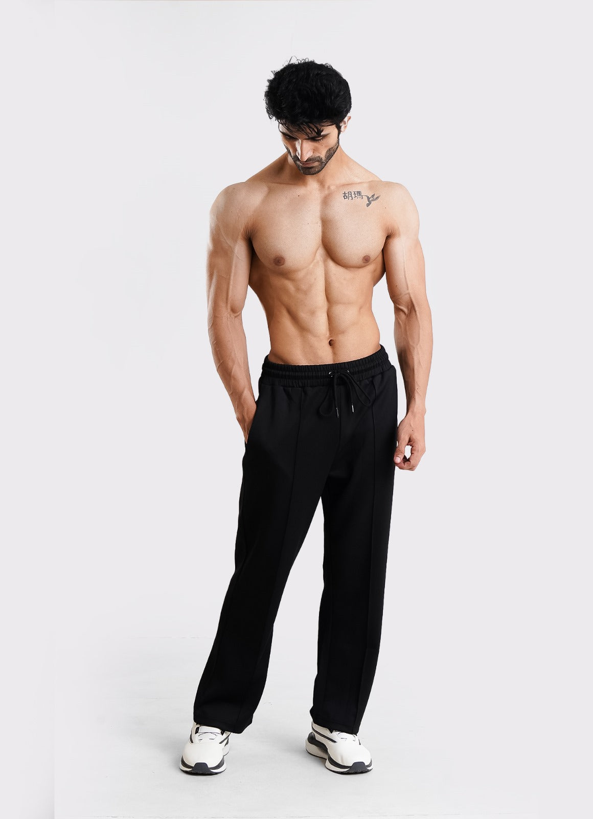 Relaxed Pleated Trouser - Black