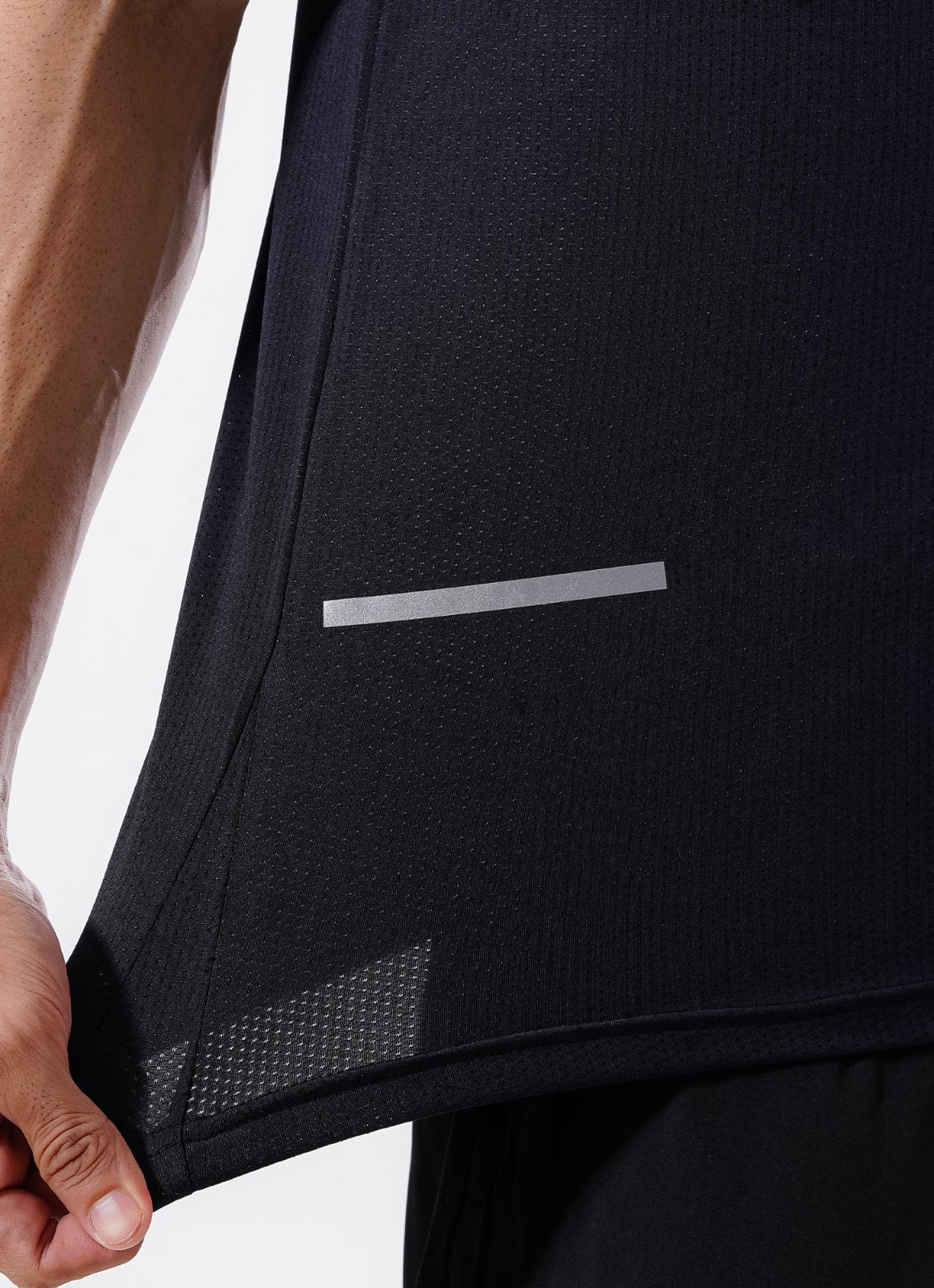 Crest Cardio Tshirt - Jet Black