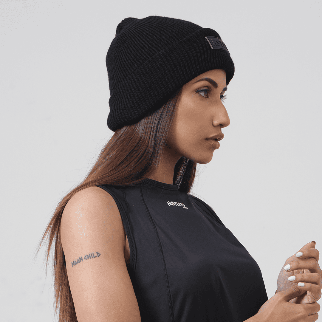 Ribbed Cuff Beanie Black For Women | HustlersOnlyUK