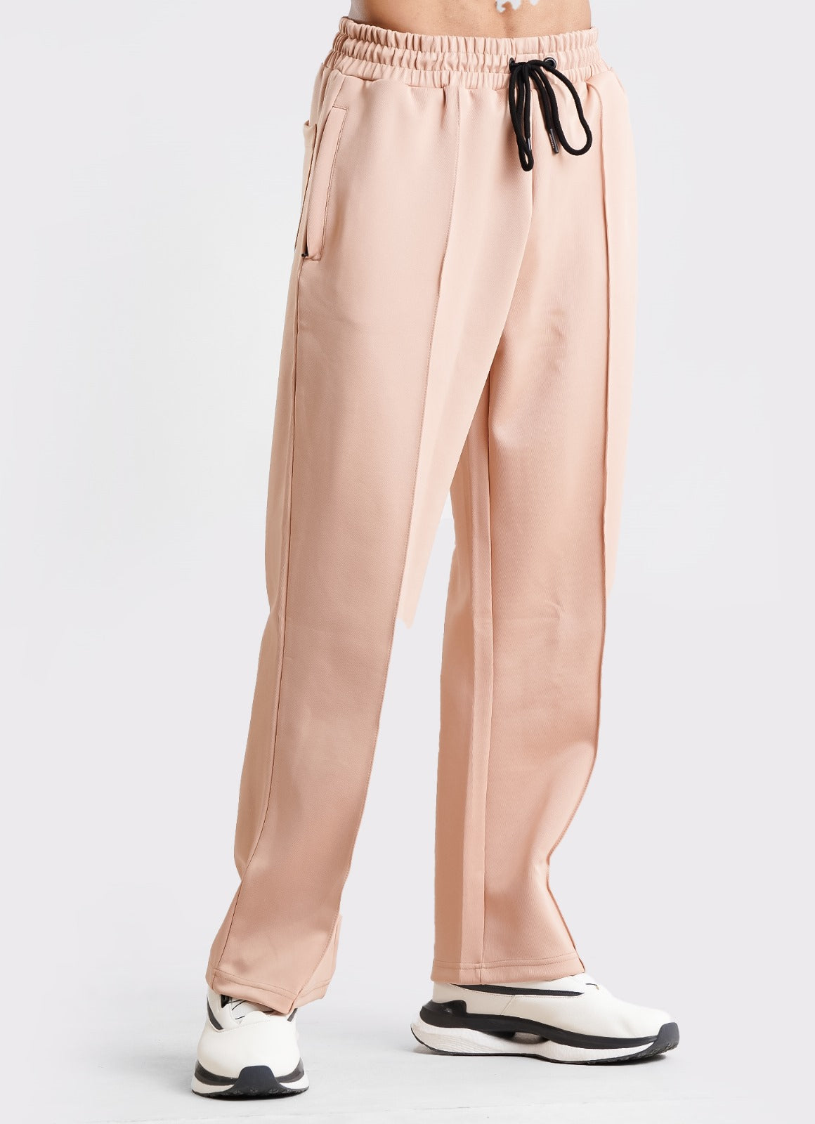 Relaxed Pleated Trouser - Brown