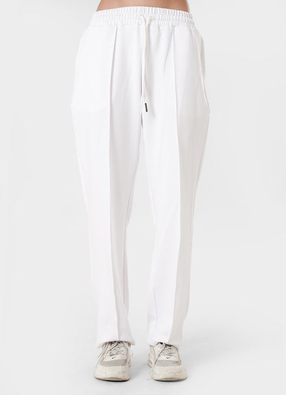 Relaxed Pleated Trouser - White.