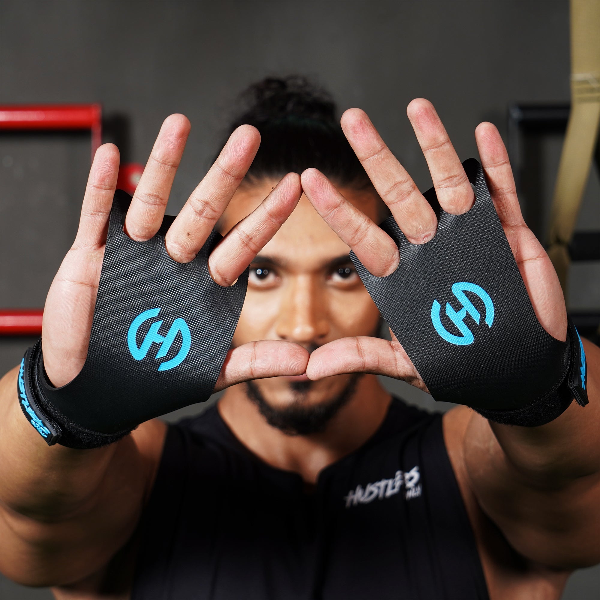 Diamond 3 Hole Grips For Weightlifting | HustlersOnlyUK